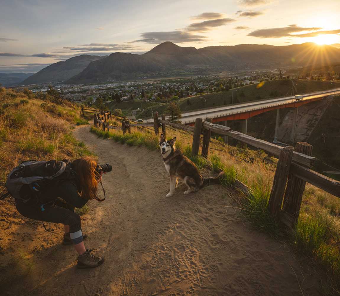 Hiking the Tom Moore Trail in Peterson Creek Nature Park