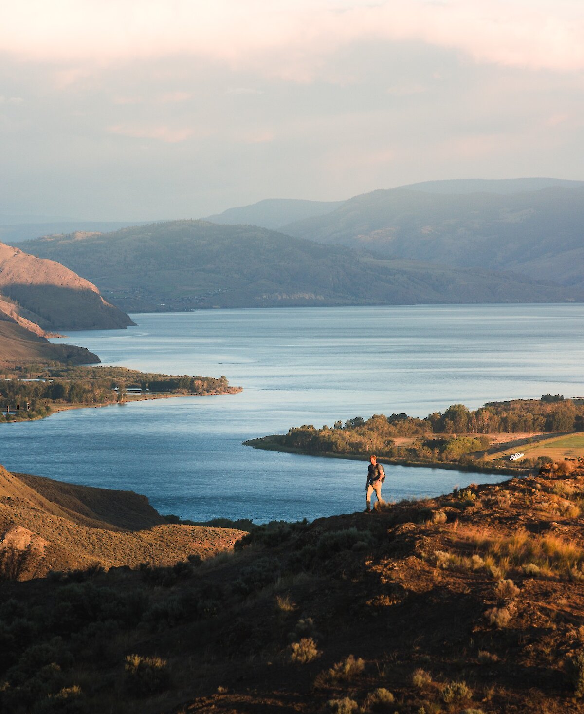 Hiking in Kenna Cartwright Park overlooking Kamloops Lake